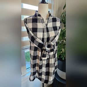 🎁 H&m plaid long sleeve longer style shirt